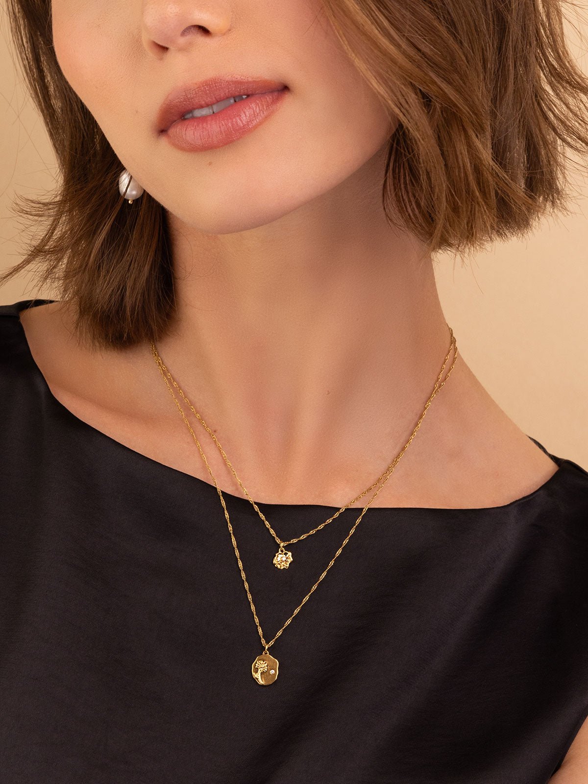 Poppy Pendant - August